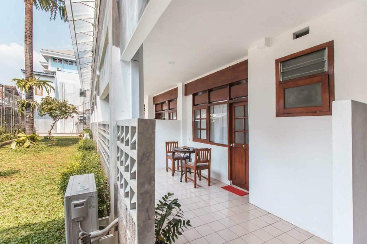 Oyo 1001 Pulo Art Space Near Ciranjang Ent Hospital Jakarta Exterior photo